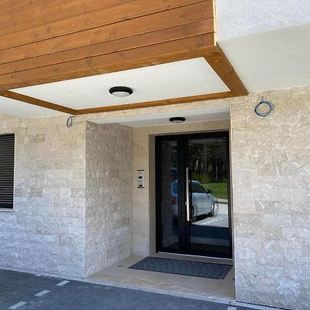 Jellenaa Διαμέρισμα Ζλάτιμπορ Εξωτερικό φωτογραφία
